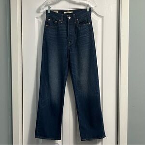 LEVI’S Ribcage Straight leg denim blue jeans women’s size 25 Buttonfly hi rise
